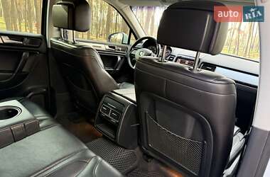 Внедорожник / Кроссовер Volkswagen Touareg 2014 в 
