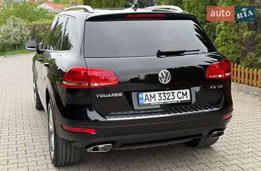 Позашляховик / Кросовер Volkswagen Touareg 2010 в 