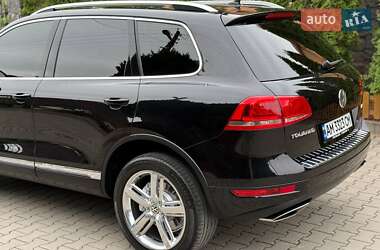Позашляховик / Кросовер Volkswagen Touareg 2010 в 