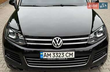 Позашляховик / Кросовер Volkswagen Touareg 2010 в 