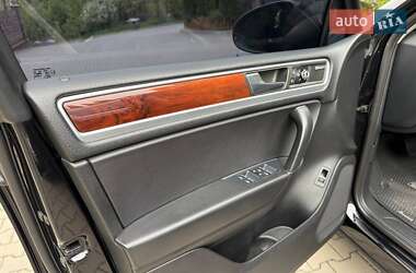 Позашляховик / Кросовер Volkswagen Touareg 2010 в 