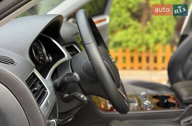 Позашляховик / Кросовер Volkswagen Touareg 2010 в 