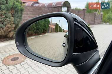 Позашляховик / Кросовер Volkswagen Touareg 2010 в 