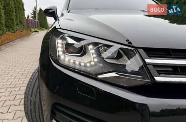 Позашляховик / Кросовер Volkswagen Touareg 2010 в 