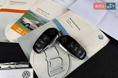 Позашляховик / Кросовер Volkswagen Touareg 2010 в 