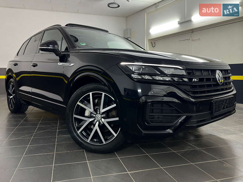 Позашляховик / Кросовер Volkswagen Touareg 2019 в Козятині