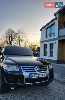 Внедорожник / Кроссовер Volkswagen Touareg 2007 в Надворной