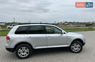Позашляховик / Кросовер Volkswagen Touareg 2005 в 