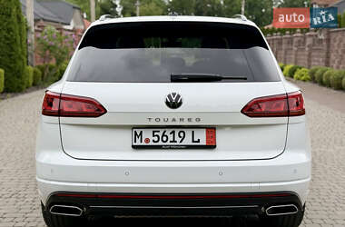 Позашляховик / Кросовер Volkswagen Touareg 2022 в 
