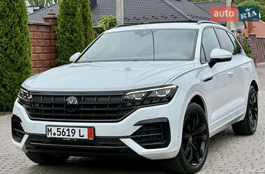 Позашляховик / Кросовер Volkswagen Touareg 2022 в 