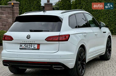 Позашляховик / Кросовер Volkswagen Touareg 2022 в 