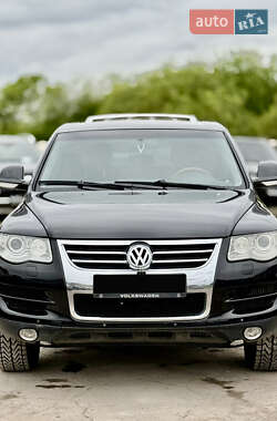 Внедорожник / Кроссовер Volkswagen Touareg 2008 в 