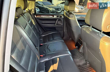 Внедорожник / Кроссовер Volkswagen Touareg 2008 в 