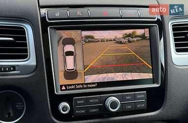 Внедорожник / Кроссовер Volkswagen Touareg 2014 в 