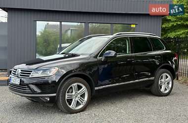 Внедорожник / Кроссовер Volkswagen Touareg 2014 в 