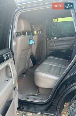 Внедорожник / Кроссовер Volkswagen Touareg 2008 в 