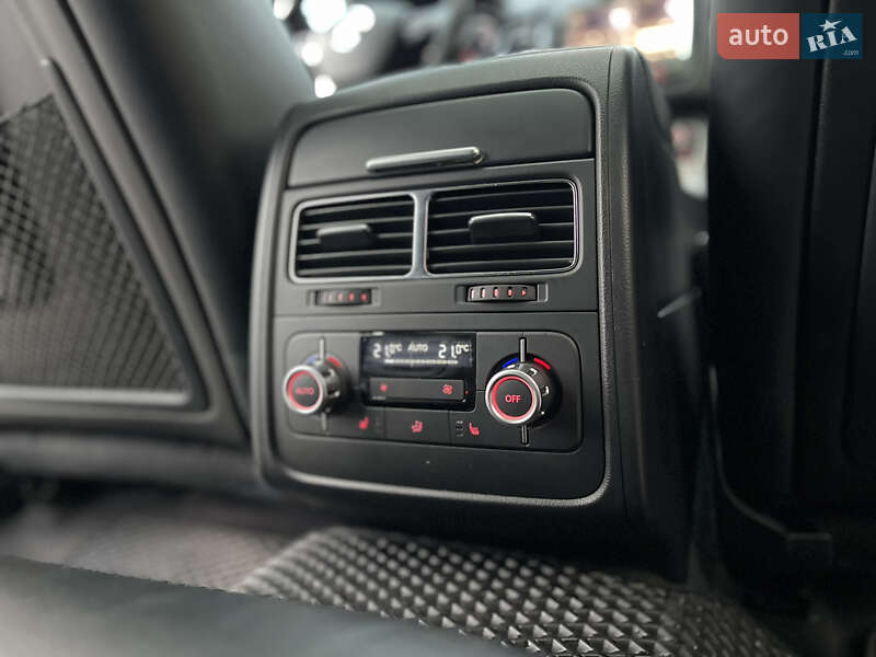 Позашляховик / Кросовер Volkswagen Touareg 2014 в Хмельницькому