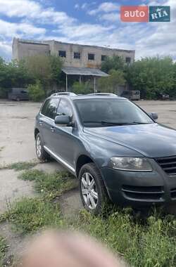 Внедорожник / Кроссовер Volkswagen Touareg 2005 в 