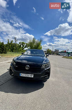 Позашляховик / Кросовер Volkswagen Touareg 2020 в Черкасах