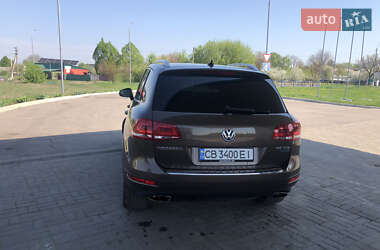 Внедорожник / Кроссовер Volkswagen Touareg 2013 в 