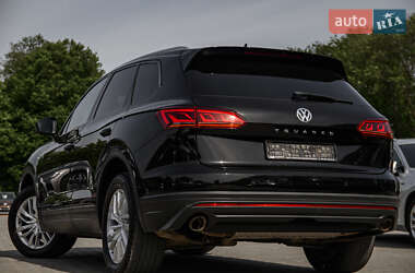 Позашляховик / Кросовер Volkswagen Touareg 2018 в 