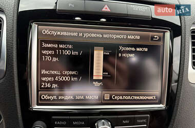 Внедорожник / Кроссовер Volkswagen Touareg 2011 в 