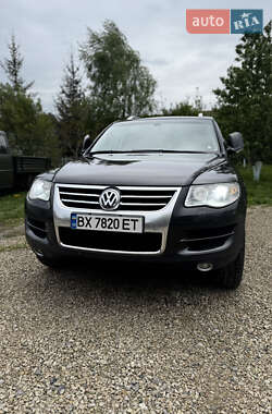 Внедорожник / Кроссовер Volkswagen Touareg 2008 в 
