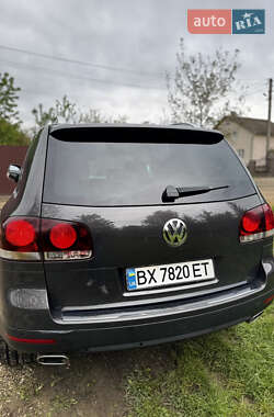 Внедорожник / Кроссовер Volkswagen Touareg 2008 в 