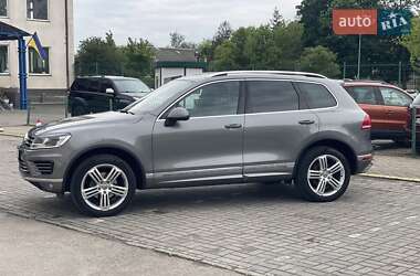 Внедорожник / Кроссовер Volkswagen Touareg 2016 в 