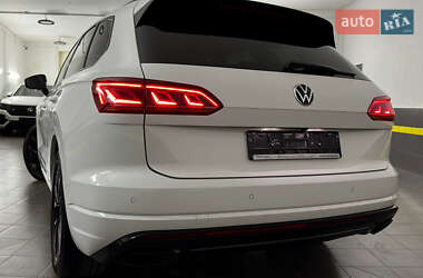 Внедорожник / Кроссовер Volkswagen Touareg 2022 в 