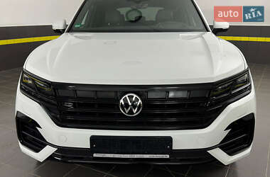 Внедорожник / Кроссовер Volkswagen Touareg 2022 в 