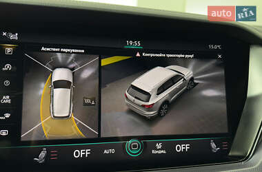 Внедорожник / Кроссовер Volkswagen Touareg 2022 в 