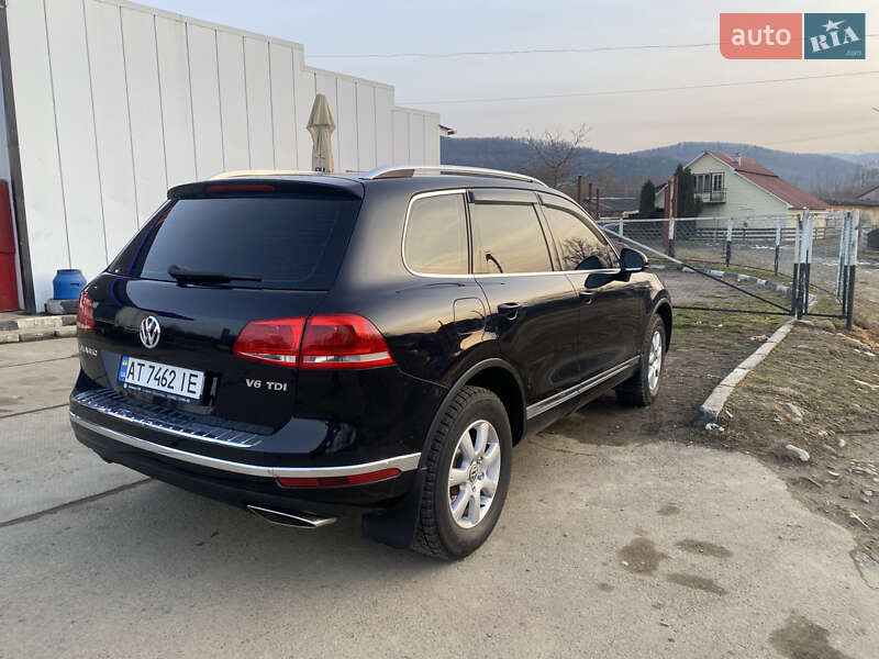 Внедорожник / Кроссовер Volkswagen Touareg 2016 в Ивано-Франковске