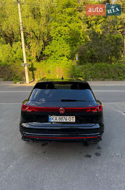 Позашляховик / Кросовер Volkswagen Touareg 2024 в 