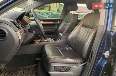Внедорожник / Кроссовер Volkswagen Touareg 2008 в 