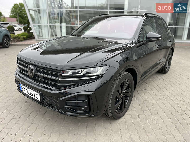 Позашляховик / Кросовер Volkswagen Touareg 2024 в Хмельницькому