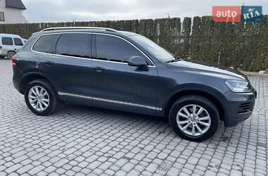 Позашляховик / Кросовер Volkswagen Touareg 2013 в Дунаївцях