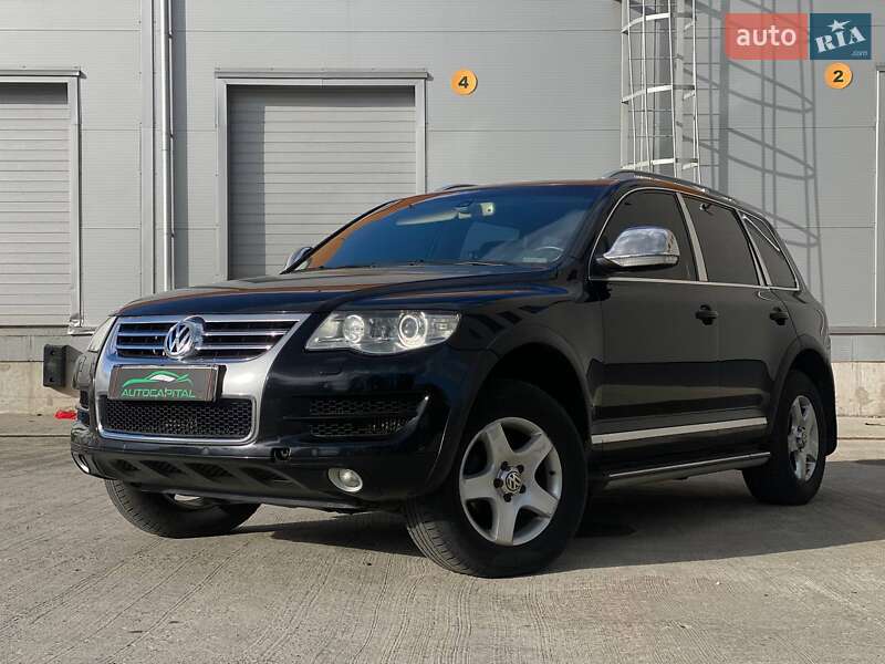 Внедорожник / Кроссовер Volkswagen Touareg 2008 в Киеве