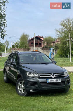 Внедорожник / Кроссовер Volkswagen Touareg 2012 в Подволочиске