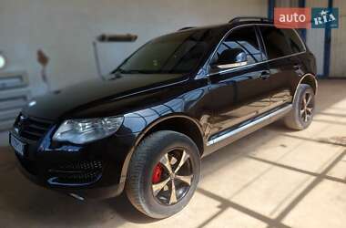 Внедорожник / Кроссовер Volkswagen Touareg 2007 в Ужгороде