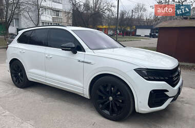 Позашляховик / Кросовер Volkswagen Touareg 2019 в 