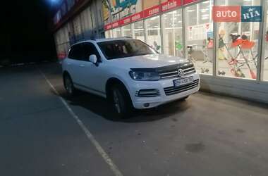 Позашляховик / Кросовер Volkswagen Touareg 2013 в Одесі