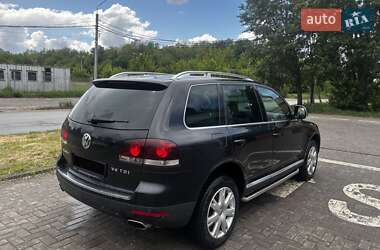 Позашляховик / Кросовер Volkswagen Touareg 2007 в 