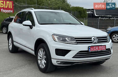 Позашляховик / Кросовер Volkswagen Touareg 2014 в Львові