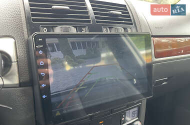 Позашляховик / Кросовер Volkswagen Touareg 2006 в 
