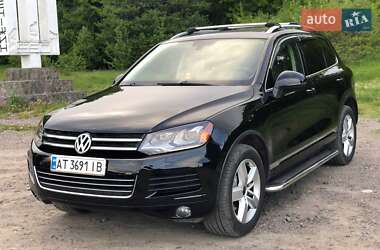 Внедорожник / Кроссовер Volkswagen Touareg 2013 в 