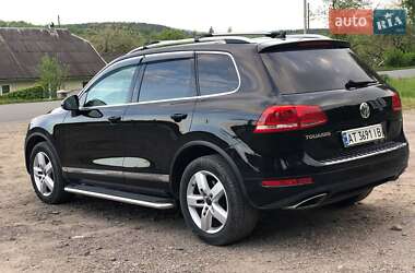 Внедорожник / Кроссовер Volkswagen Touareg 2013 в 