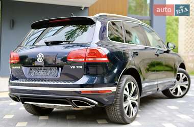 Внедорожник / Кроссовер Volkswagen Touareg 2016 в 