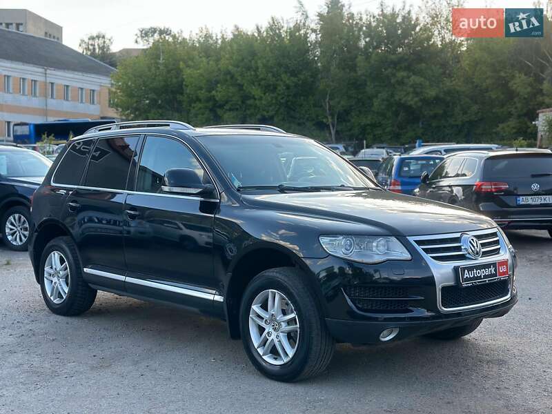 Позашляховик / Кросовер Volkswagen Touareg 2008 в Вінниці