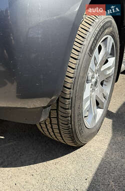 Позашляховик / Кросовер Volkswagen Touareg 2014 в 